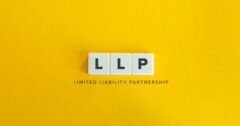 LLP(有限責任事業組合)とは？メリット、設立方法や費用、事例まで解説