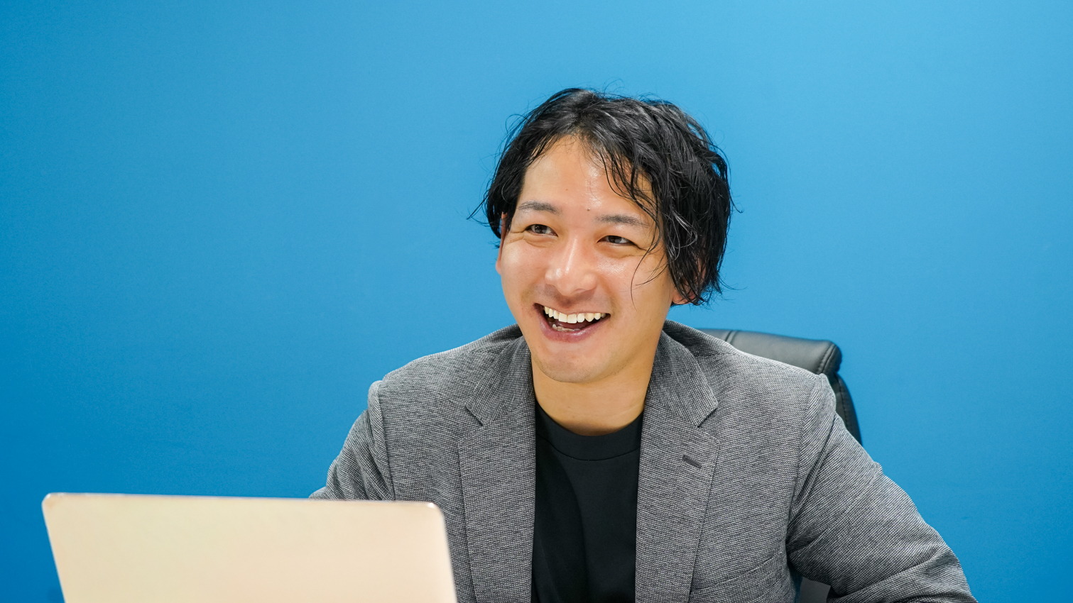 自由と多様性をテーマに、自己実現社会を創る「株式会社FREEDiVE」